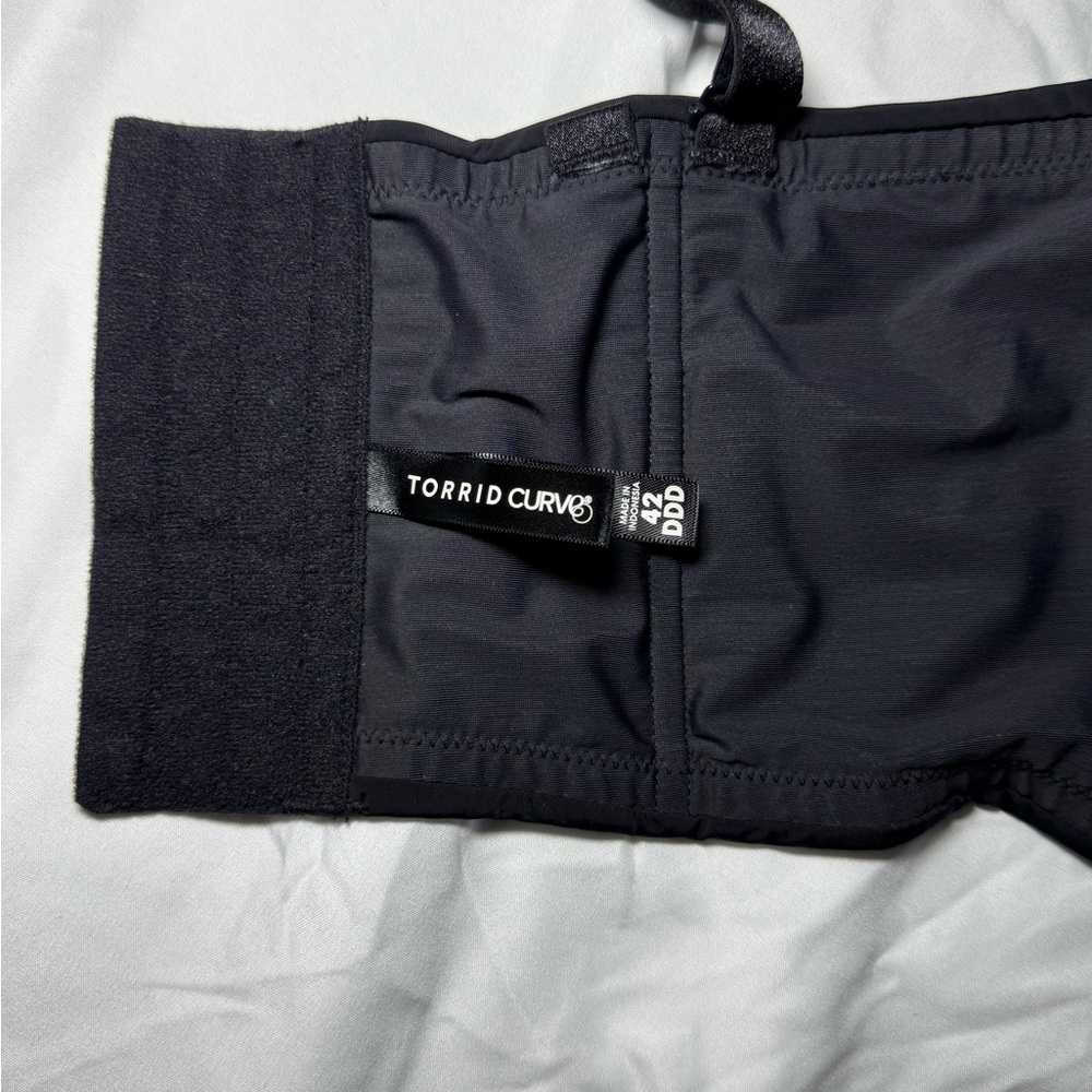 Torrid Bombshell Black Strapless Convertible Long… - image 3